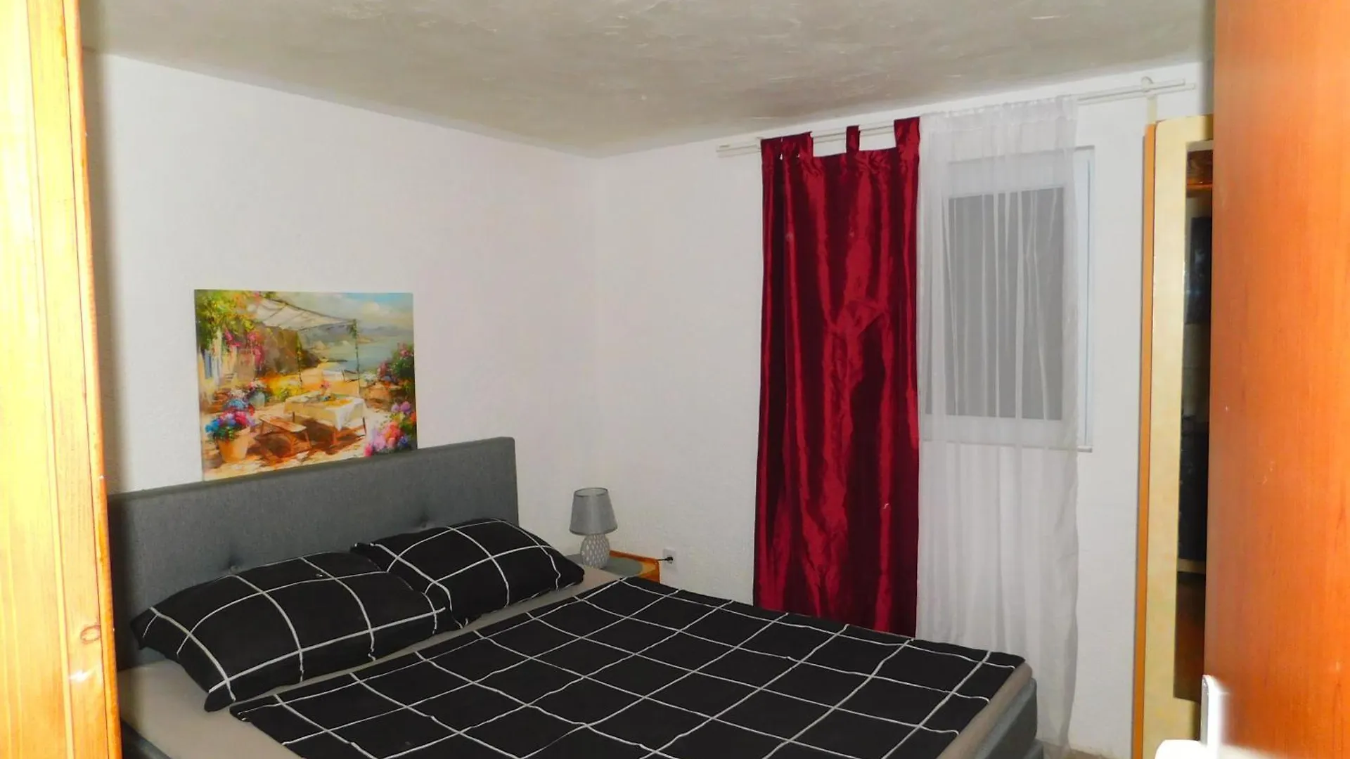 Apartman Slavica Gornji Karin 0*,