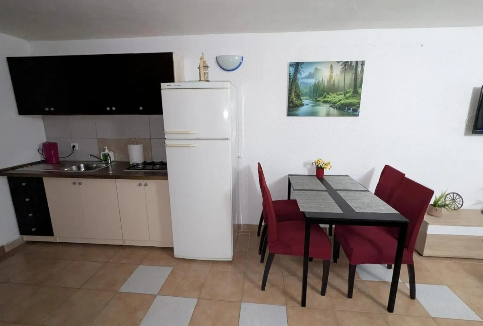Apartman Slavica Gornji Karin 0*,
