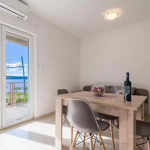  Apartament Dupor